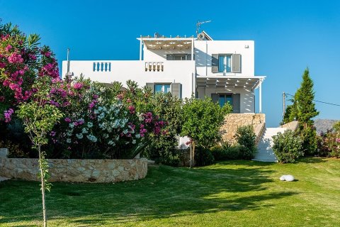 4 bedrooms Villa in Chania, Greece No. 23980 23