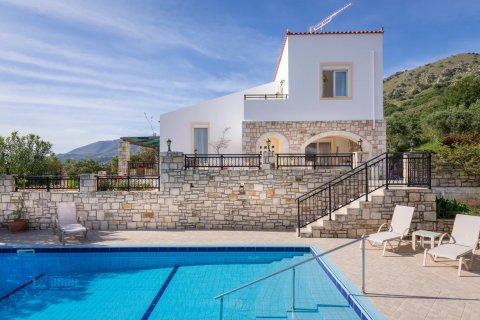 5 bedrooms Villa in Chania, Greece No. 24007 21