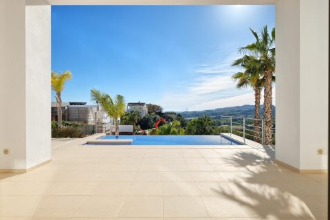 4 bedrooms Villa in Benahavis, Spain No. 27401 7