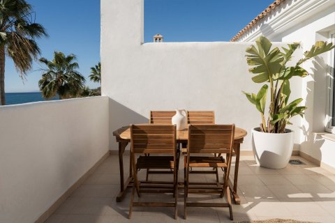 3 bedrooms Townhouse in Estepona, Spain No. 27367 6