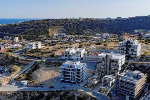 2 bedrooms Apartment in Germasogeia, Cyprus No. 78070 13