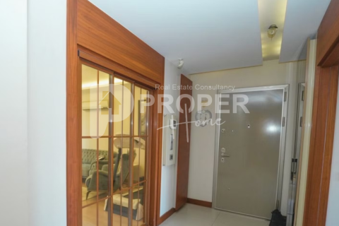 3 rooms Appartement à Muratpasa, Turkey No. 13069 7