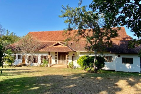 4 bedrooms House in Chiang Mai, Thailand No. 1560 1