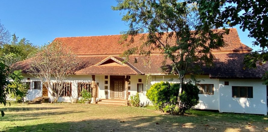 4 bedrooms House in Chiang Mai, Thailand No. 1560