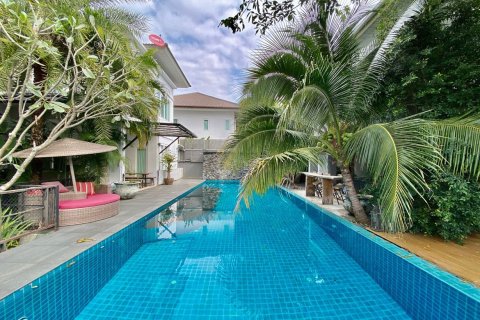 6 bedrooms House in Chiang Mai, Thailand No. 1557 7