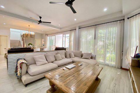 6 bedrooms House in Chiang Mai, Thailand No. 1557 26