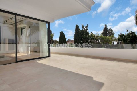 5 dormitorios Villa en Marbella, Spain No. 25716 12