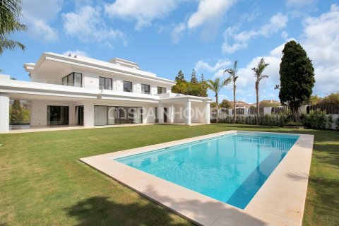 5 chambres Villa à Marbella, Spain No. 25716 3