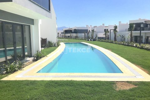 2+1 Apartment in Kusadasi, Turkey No. 70229 7