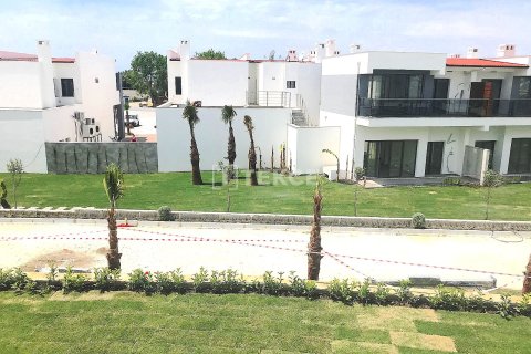 2+1 Apartment in Kusadasi, Turkey No. 70229 16