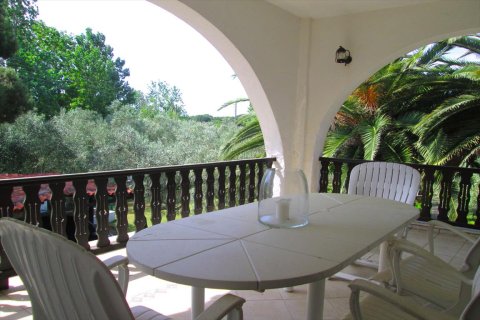 4 bedrooms Villa in Chalkidiki, Greece No. 59682 8