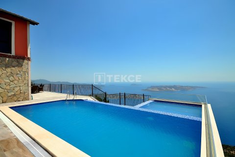 2+1 Villa in Kas, Turkey No. 16636 14