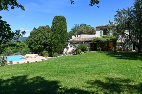 5 dormitorios Villa en Le Plan-de-la-Tour, France No. 69029 19