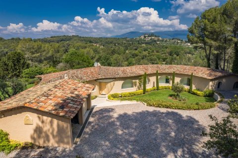 8 chambres Villa à Mouans-Sartoux, France No. 69037 12