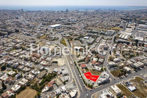 1055m² Land en Kato Polemidia, Cyprus No. 64689 2