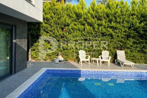 5 rooms Villa in Camyuva, Turkey No. 13491 18