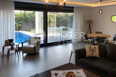 5 rooms Villa in Camyuva, Turkey No. 13491 10