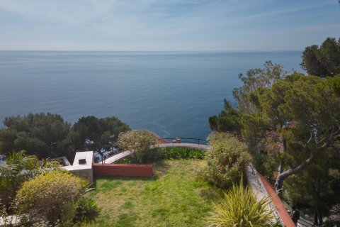 4 bedrooms Villa in Cap-d'Ail, France No. 73008 2