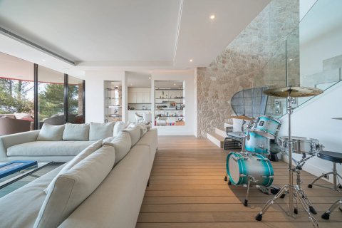 4 bedrooms Villa in Cap-d'Ail, France No. 73008 9