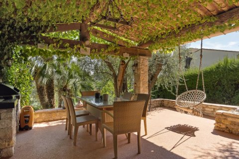 4 bedrooms Villa in Villefranche-sur-Mer, France No. 73007 3