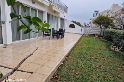 3 dormitorios Apartment en Mouttagiaka, Cyprus No. 63927 5