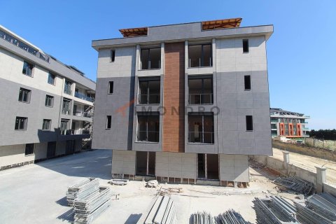 7+1 Apartment en Beylikduezue, Turkey No. 17115 23