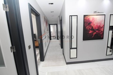 7+1 Apartment en Beylikduezue, Turkey No. 17115 12