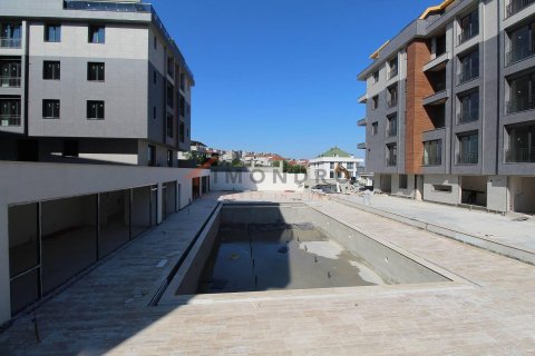 7+1 Apartment en Beylikduezue, Turkey No. 17115 25