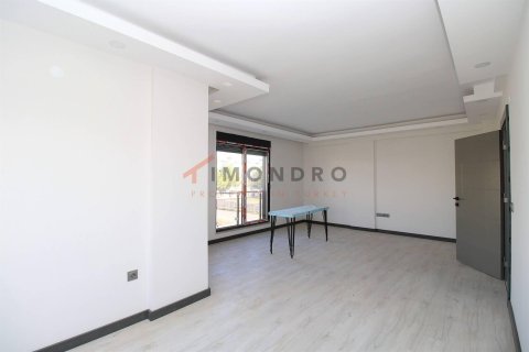 4+1 Apartment in Antalya, Turkey No. 17098 11