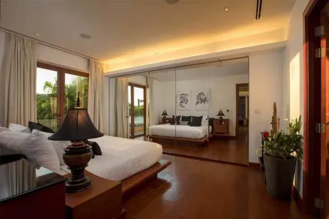 4 bedrooms Penthouse in Phuket, Thailand No. 2682 7