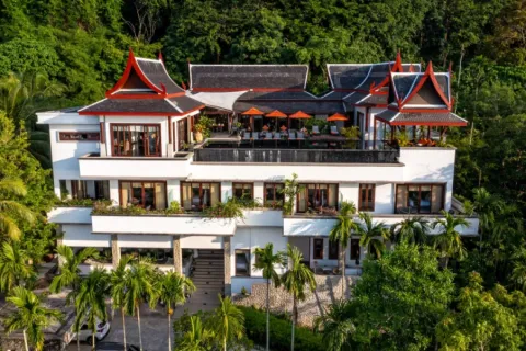 10 bedrooms Villa in Phuket, Thailand No. 2685 1