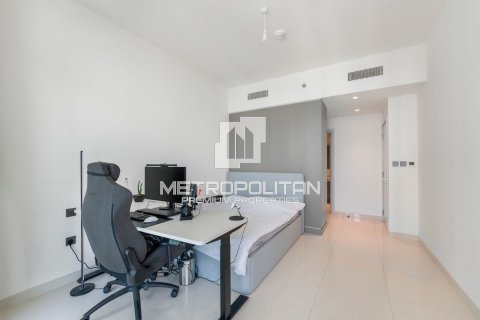 2 dormitorios Apartment en EMAAR Beachfront, UAE No. 6822 8