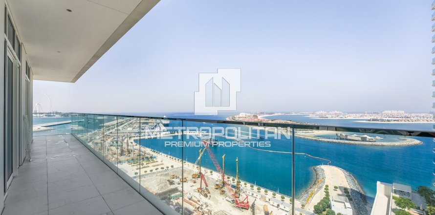 Квартира с 2 спальнями в EMAAR Beachfront, ОАЭ №6822