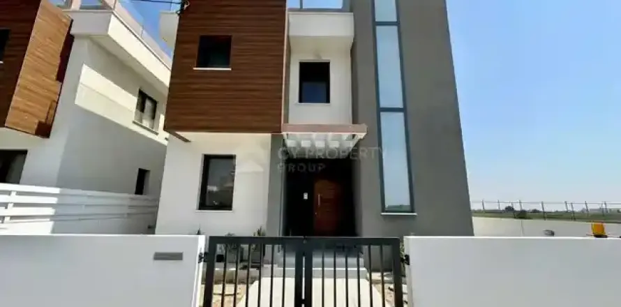 3 chambres House à Larnaca, Cyprus No. 29800