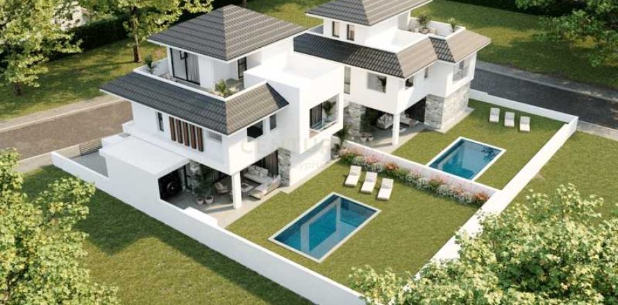 6 bedrooms House in Oroklini, Cyprus No. 28840