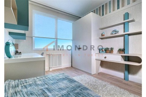 3+1 Apartment in Kadikoy, Turkey No. 17029 2