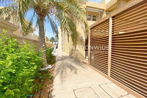 6 bedrooms Villa on the Saadiyat Island, UAE No. 3468 4