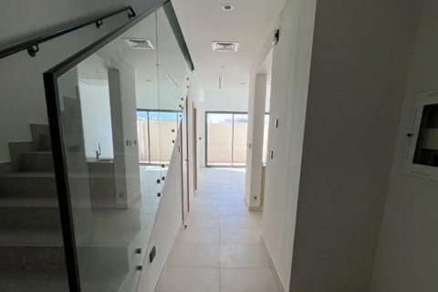 2 bedrooms Townhouse in Al Salam Street, UAE No. 5901 10