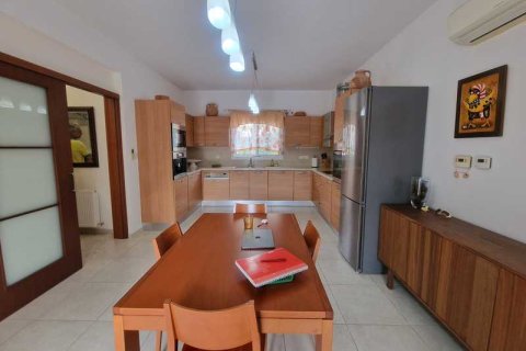 3 bedrooms Villa in Agios Tychonas, Cyprus No. 74804 5