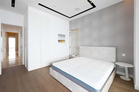 3 bedrooms Penthouse in Limassol, Cyprus No. 78036 8