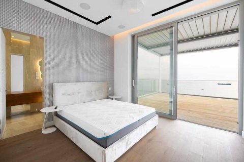 3 bedrooms Penthouse in Limassol, Cyprus No. 78036 7