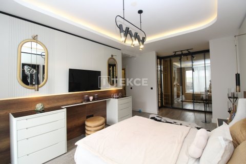 4+1 Apartment in Ankara, Turkey No. 12709 15