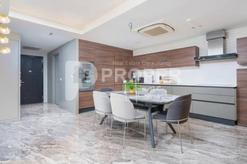 3 rooms Penthouse in Konyaalti, Turkey No. 12708 7