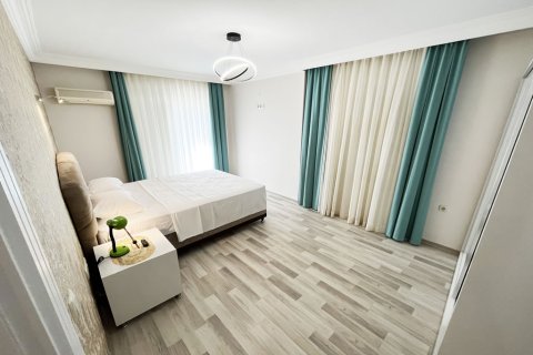 3+1 Apartment en Mahmutlar, Turkey No. 15229 18