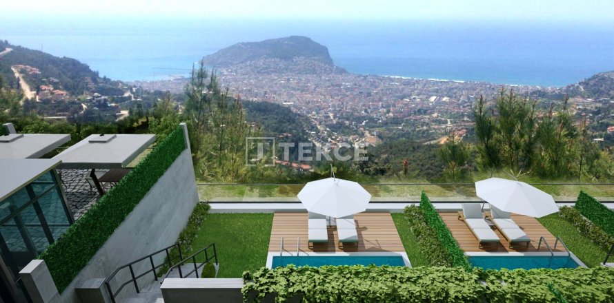 4+1 Apartment in Alanya, Turkey No. 14728