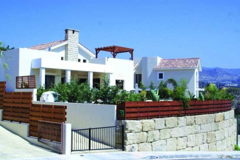 3 dormitorios Villa en Monagroulli, Cyprus No. 42668 3