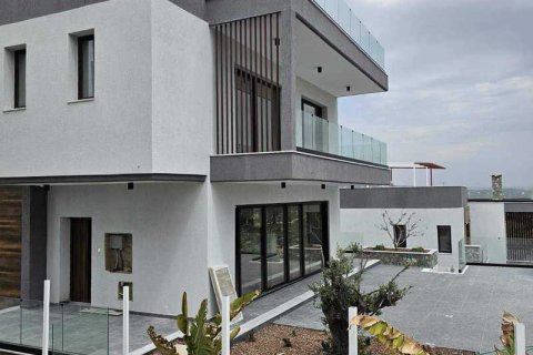 4 bedrooms Villa in Parekklisia, Cyprus No. 31300 7