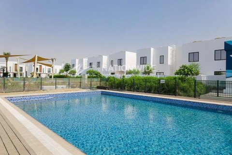 2 bedrooms Apartment in Al Ghadeer, UAE No. 4076 2