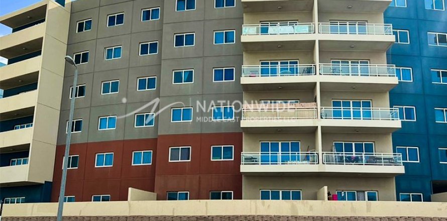 2 bedrooms Apartment in Al Reef, UAE No. 4081