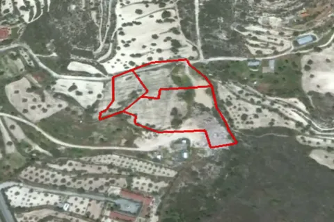 15386m² Land en Fasoula, Cyprus No. 41602 1